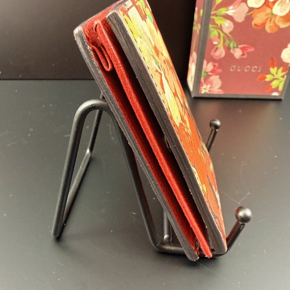 Gucci Blooms Compact Bifold Wallet Red Floral 410120 Authentic w/ Box & COA - Picture 8 of 14